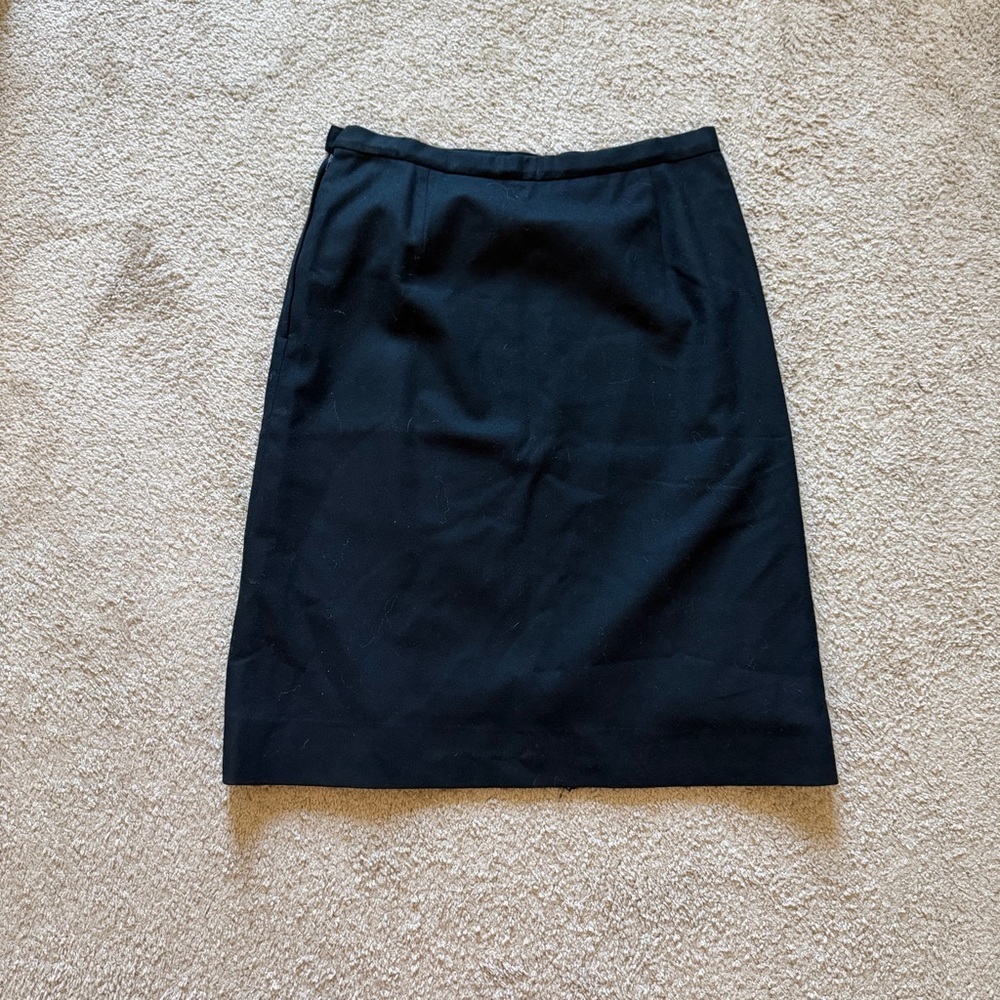 VTG ~ 1980s ~ Pendleton ~ Black A-line Skirt ~ Wool ~ Classic ~ Size M/L